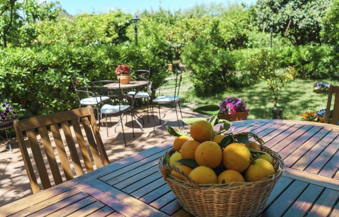 Villa Tina Таормина Екстериор снимка